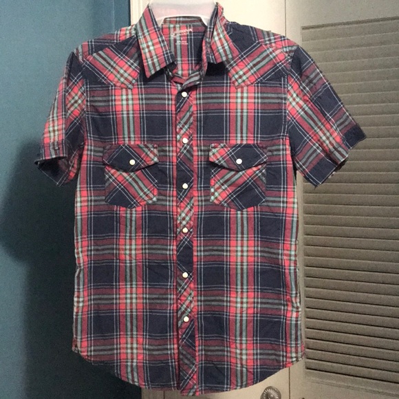 Lot of 4 for $12 Button Down Shirts โ๏ธ๐๐พ - Picture 3 of 4